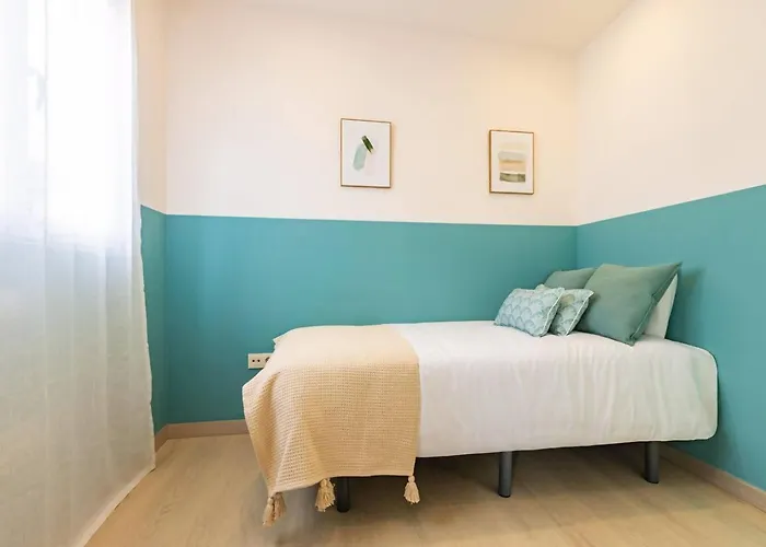 Casa 3 Plantas Con Patio Y Solarium Privados Domek alpejski