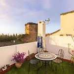 Casa 3 Plantas Con Patio Y Solarium Privados Apartament